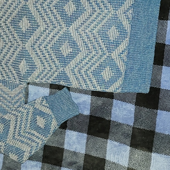 Vintage. Made in USA. CC SPORT. 💯 Acrylic. Crewneck sweater.  Women's Medium - Picture 4 of 15